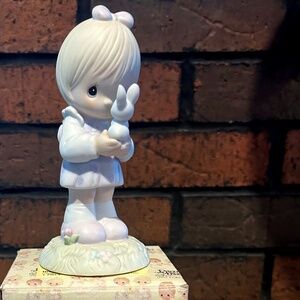 Precious Moments " Wishing You a Happy Easter" Figurine 1987